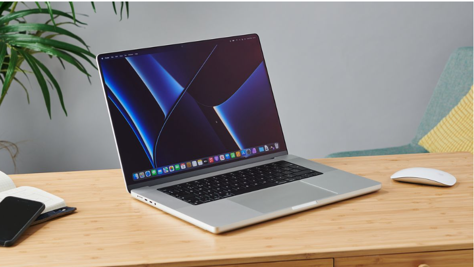 Best Essential MacBook Accessories in 2024 Lumolog